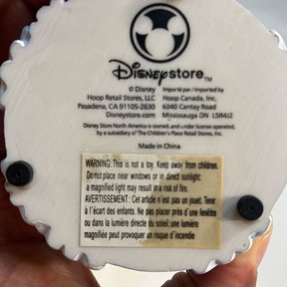 Disney Authentic Minnie and Mickey snow globe - Picture 5 of 8